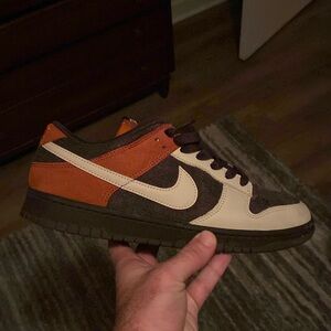 Nike dunks red pandas used